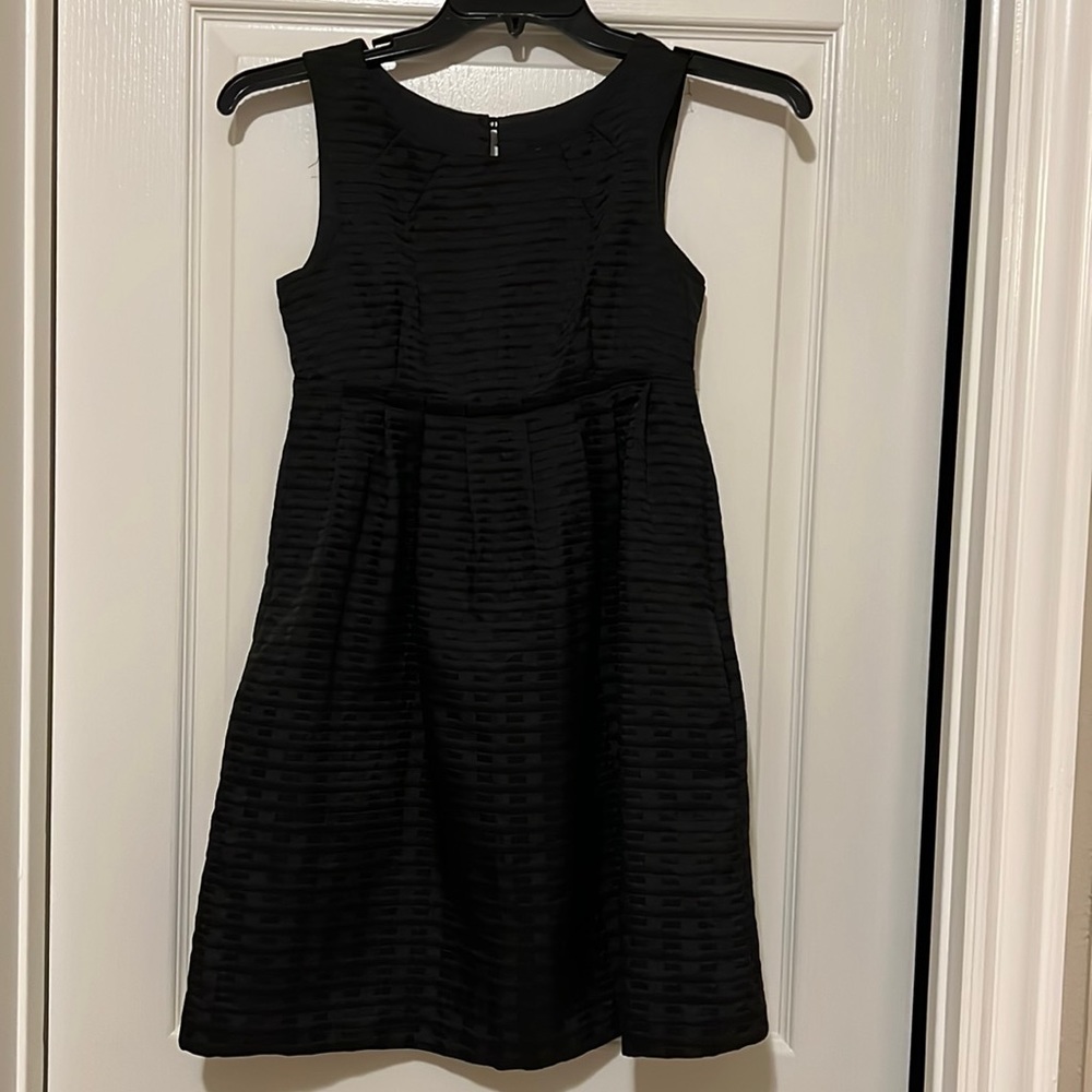 NWT Max and Cleo Sleeveless Dress
